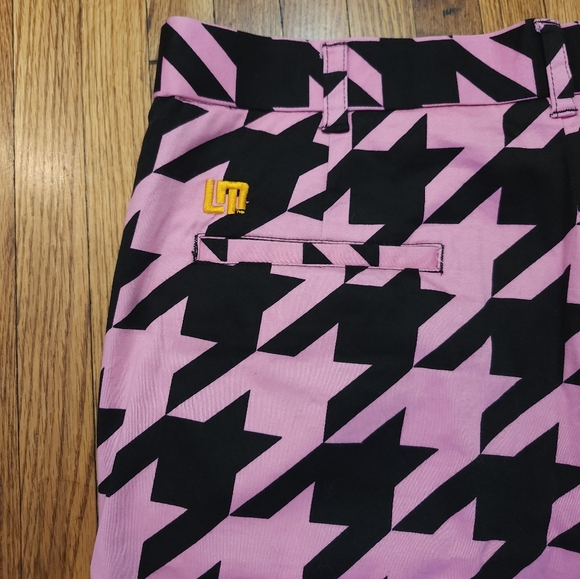 LOUD MOUTH Mens Golf Shorts Size 36 Houndstooth Pink Black - Picture 7 of 7